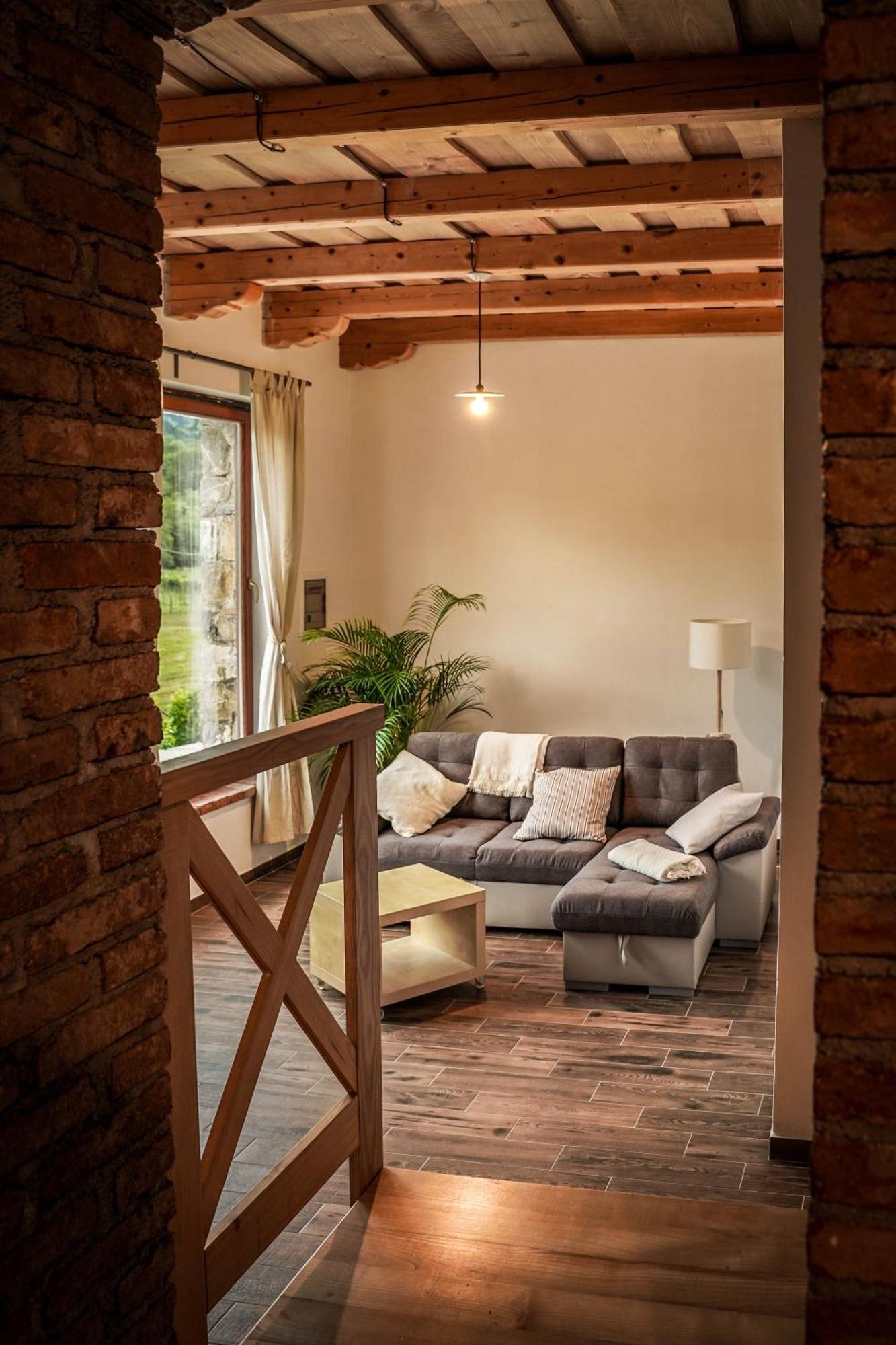 Holiday Home Gamajama Dobravlje Exterior foto